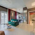 Seven - Via Matteotti 178 شقة فندقية 4*