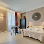 Seven - Via Matteotti 178 شقة فندقية 4*