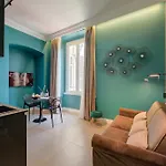شقة فندقية Seven - Via Matteotti 178 4*
