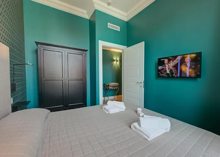 Seven - Via Matteotti 178 San Remo