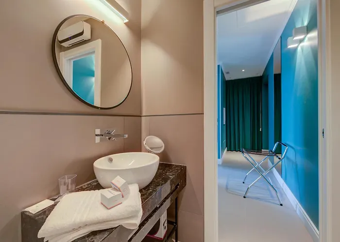 Seven - Via Matteotti 178 Lägenhetshotell 4*