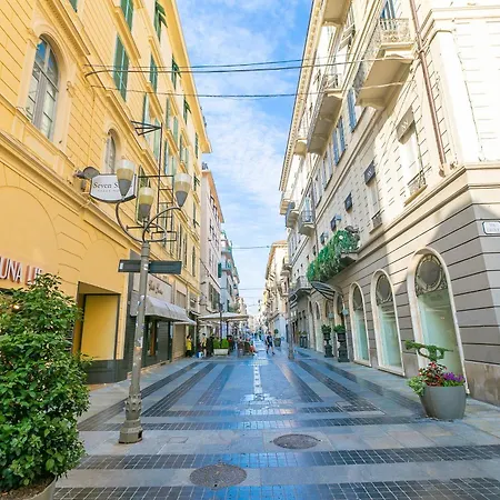 Lejlighedshotel Seven - Via Matteotti 178 4*