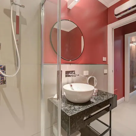 Aparthotel Seven - Via Matteotti 178