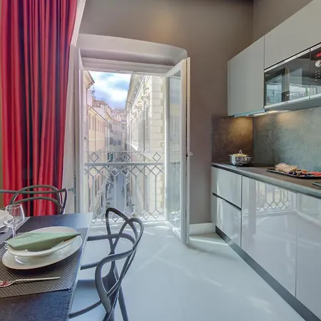 Appart hôtel Seven - Via Matteotti 178 4*