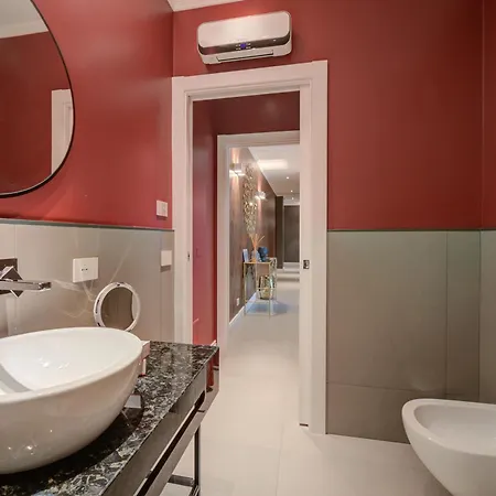 Seven - Via Matteotti 178 4* Sanremo