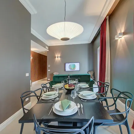 Seven - Via Matteotti 178 San Remo