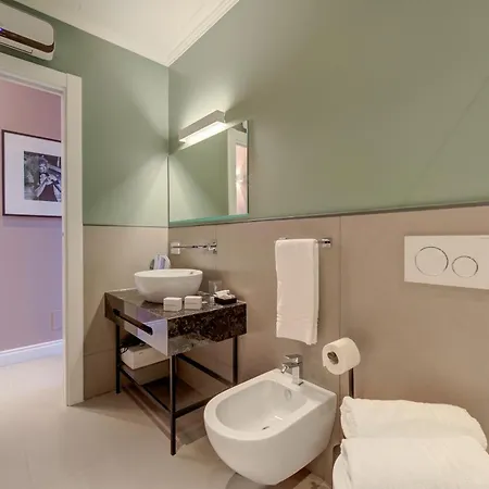 Seven - Via Matteotti 178