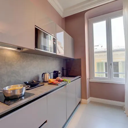 Seven - Via Matteotti 178 San Remo