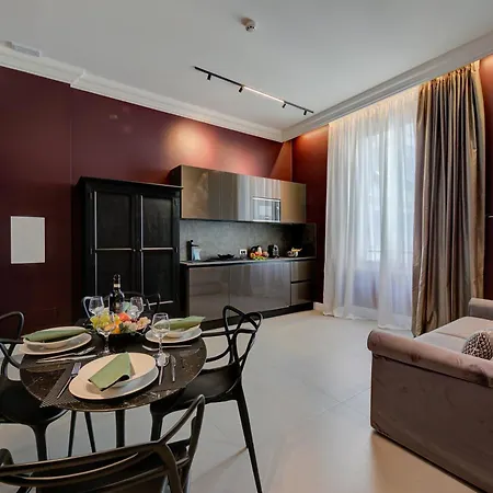 Aparthotel Seven - Via Matteotti 178