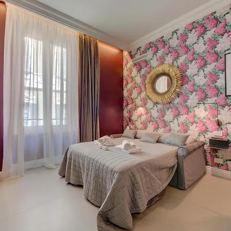 Seven - Via Matteotti 178 4* San Remo