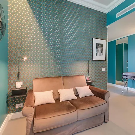Apartmanhotel Seven - Via Matteotti 178
