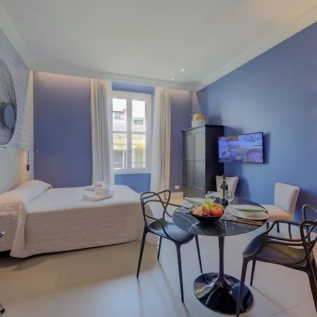 Seven - Via Matteotti 178 4* Sanremo