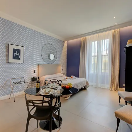 Seven - Via Matteotti 178