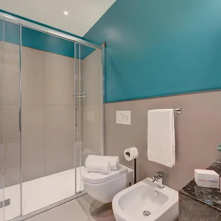 Seven - Via Matteotti 178 Appart hôtel 4*