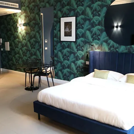 Apartmanhotel Seven - Via Matteotti 178 San Remo