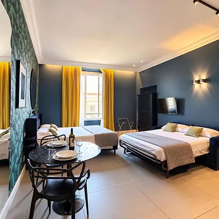 Aparthotel Seven - Via Matteotti 178