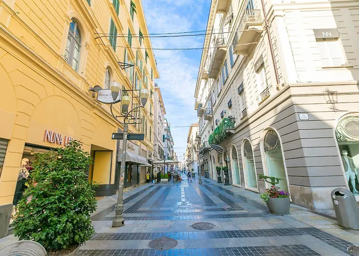 Lejlighedshotel Seven - Via Matteotti 178 4*