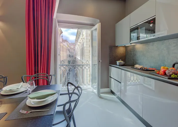 Lejlighedshotel Seven - Via Matteotti 178 4*