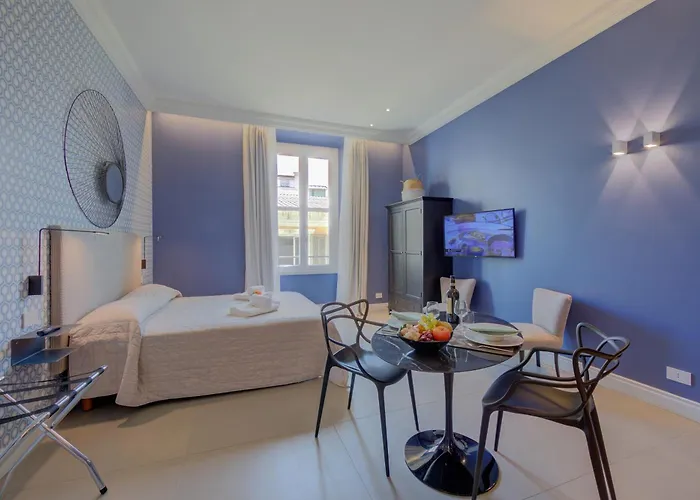 Seven - Via Matteotti 178 4* Sanremo